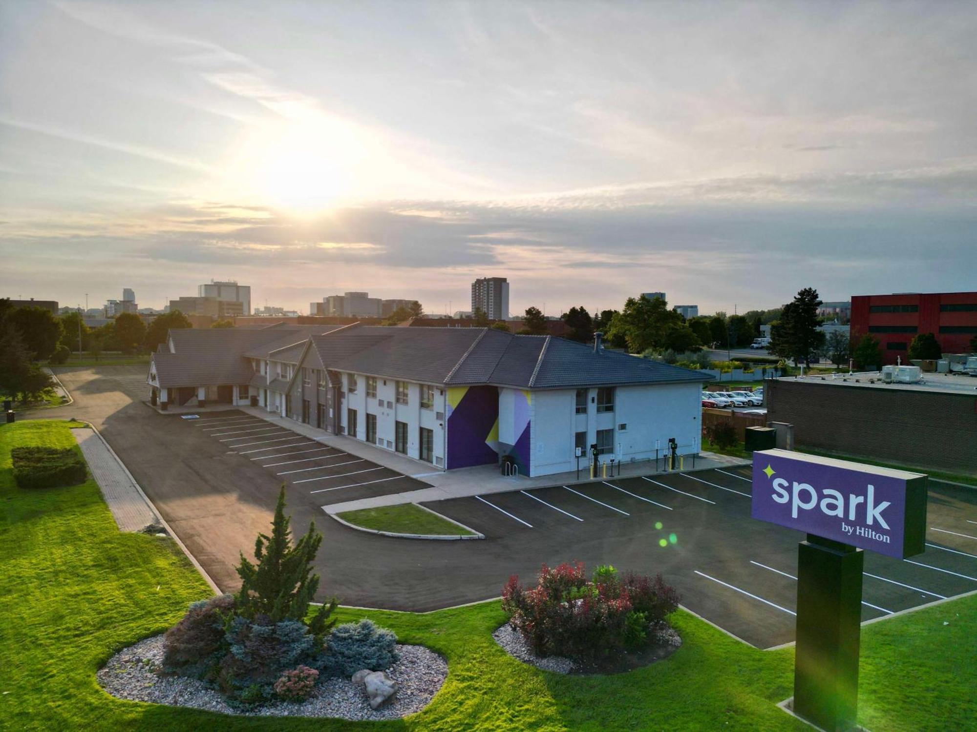 Spark By Hilton Toronto Markham Exterior foto